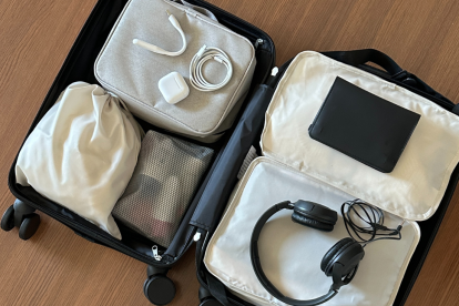 Viajeros por tierra o aire pueden traer productos electrónicos y personales sin pagar impuestos.