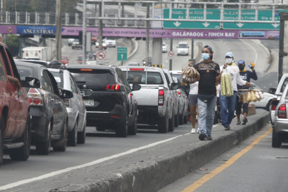América Latina registra mejoría en pobreza, pero estancamiento en pobreza extrema.