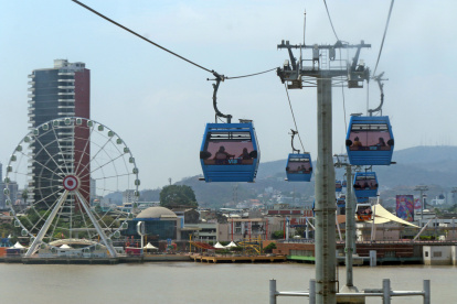 La Aerovía conecta mediante transporte suspendido a Guayaquil con Durán.