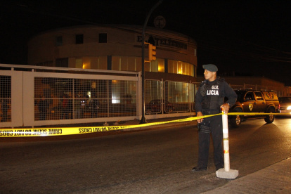Foto de archivo de un procedimiento en el edificio donde funcionó diario El Telégrafo.