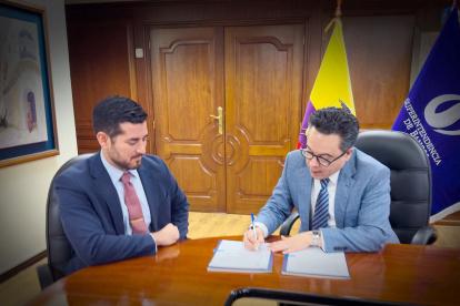 Bernardo Cordovez asumió la presidencia del Consejo Directivo del IESS.