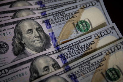 La deuda pública, que a agosto de 2025 alcanzó aproximadamente $83.000 millones.