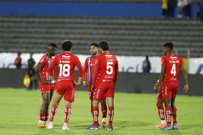 El Nacional logró evitar el descenso en la cancha, pero los problemas económicos lo están a punto de llevar a la Serie B.
