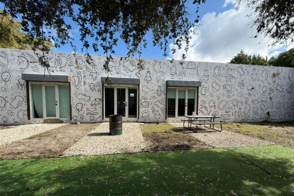 Miami. Aunque en su web indican que la dirección es la 350 NE 60th Street, ya no están ahí.