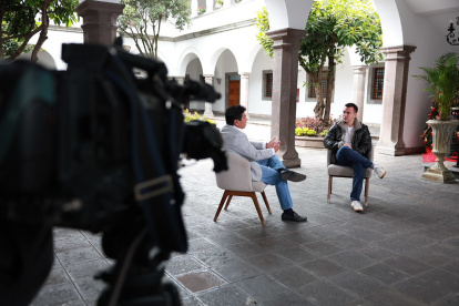 Daniel Noboa participó de una conversación con el comunicador Jorge Yunda.