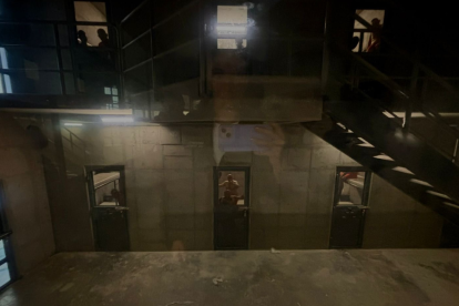 Vigilancia permanente en los accesos a la Cárcel del Encuentro.