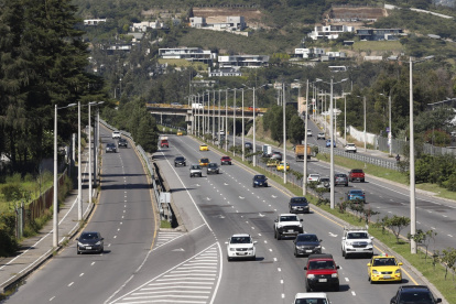 La Ruta Viva conecta Quito con el aeropuerto Mariscal Sucre y el valle de Tumbaco.