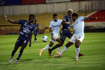 Católica empató con Cuenca Jrs. y clasificó a la final de la Copa Libertadores.