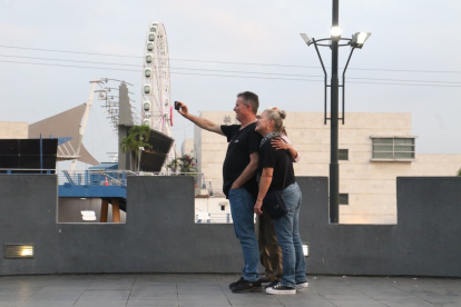 Turistas recorren el Fortín de la Planchada, en el centro de Guayaquil.