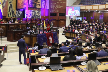 Olsen insistió en un acercamiento con las fuerzas políticas, durante la sesión solemne por el aniversario 491 de Fundación de Quito.