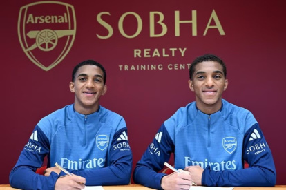 Edwin y Holger Quintero, los gemelos de la cantera de Idv que ya fueron fichados por el Arsenal inglés.