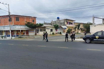 La Policía acordonó el área del intento de atentado.