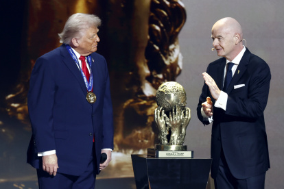 Donald Trump, presidente de EE. UU., y Gianni Infantino, mandamás de la FIFA.