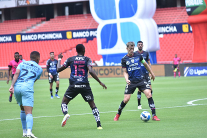 Richard Schunke, desde 2018,  ha estado en la consecución de todos los seis títulos de IDV.