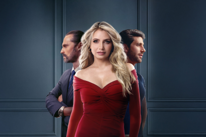 "Con esa misma mirada" marcó el regreso protagónico de Angélica Rivera a la pantalla.