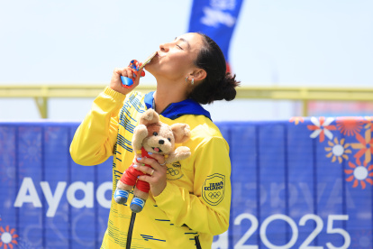 La abanderada del Team Ecuador, Gaby Vargas, sumó el oro # 40.
