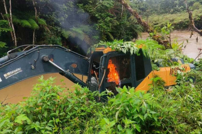 El Ministerio de Defensa y la ARCOM han realizado en diciembre de 2025 operativos contra la minería ilegal en Zamora Chinchipe.