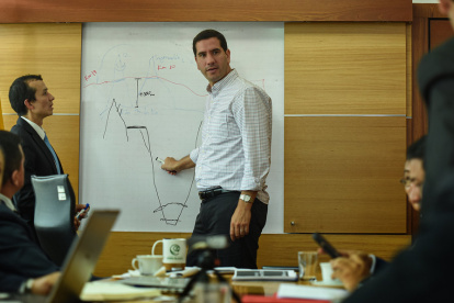 El ministro del Ministerio de Infraestructura y Transporte, Roberto Luque, es uno de los denunciados ante el Contencioso Electoral (TCE).