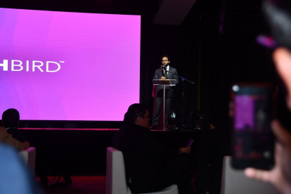 Marzo de 2025: Edgar Lama, exministro de Salud, en el evento de presentación de la aplicación CNT Salud+ con HealthBird.