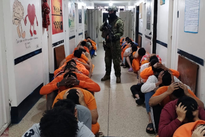 Los privados de libertad, de acuerdo con la Constitución, son un grupo de atención prioritaria.