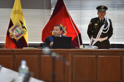 El conjuez nacional Olavo Hernández llamó a 21 de los 24 procesados a juicio.