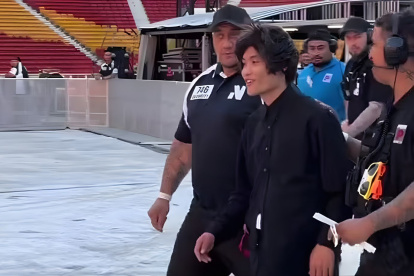 ohnson Wen, australiano de 26 años conocido en redes sociales como Pyjama Man