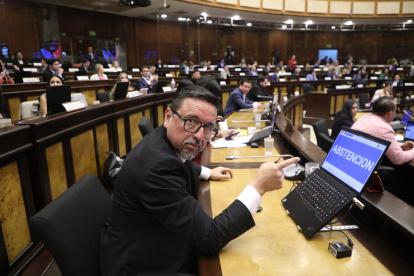Lo asambleístas del oficialismo se abstuvieron en la votación.
