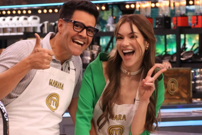 Carlos Luis Andrade junto a Mara Topic.