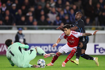 Piero Hincapié se ha convertido en una de las figuras de Arsenal.