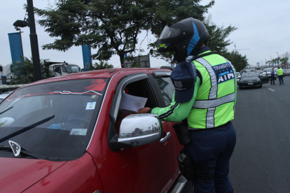Los conductores pueden sustituir multas de tránsito, emitidas por la ATM en Guayaquil, a cambio de participar de un curso virtual de educación vial.