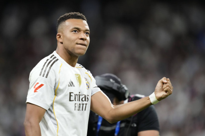 Kylian Mbappé se recuperó y comandará el ataque del Real Madrid.