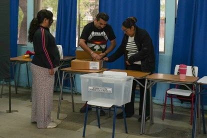 Más de 15 millones de electores deberán ejercer su voto de manera obligatoria, por primera vez en la historia de Chile.