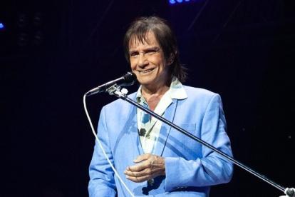 El cantante brasileño, Roberto Carlos.