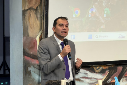 El ministro Harold Burbano expuso el rango del ajuste salarial en Ecuador