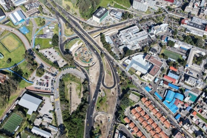 El nuevo paso deprimido permite una conexión más directa y fluida hacia la zona hospitalaria y sectores aledaños de la Mariana de Jesús