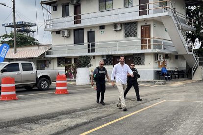 El las diferentes intervenciones del Ministro Roberto Luque no se refiere sobre las expropiaciones que debe hacer en el sur de Guayaquil ni los montos que destinará para ello.