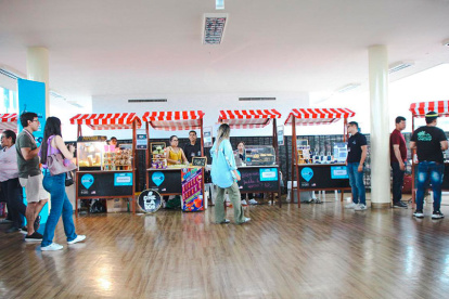 Guayaquil cada año alista distintas ferias navideñas.