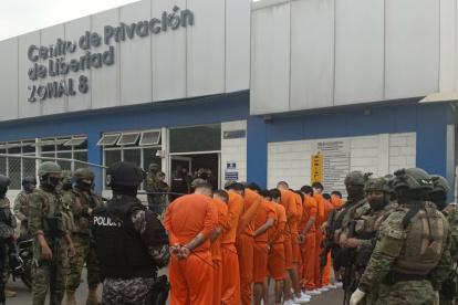 13 personas privadas de libertad fueron trasladadas por seguridad.