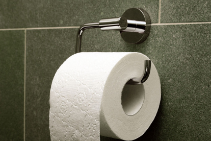 La Superintendencia de Competencia Económica  aplicó medidas preventivas contra diversas empresas tras detectar  indicios de que el metraje anunciado del papel higiénico institucional no coincide con el metraje real,