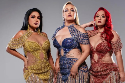 Lila Flores, Katty Elisa y Mayensi.