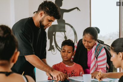 La Alcaldía de Guayaquil supera el millón de atenciones gratuitas dirigidas a personas con discapacidades y neurodivergencias.