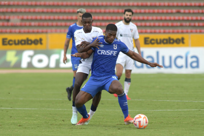 Liga de Quito y Universidad Católica se enfrentarán en el estadio Atahualpa.