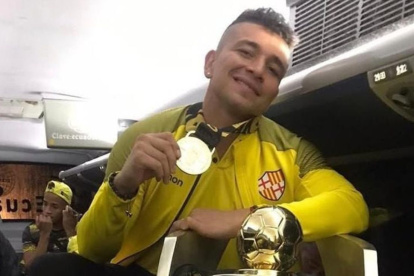 Mario Pineida inmortal y su verdad eterna: Para una madre nunca hay un hijo malo.