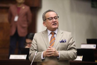 El legislador del PSC, Alfredo Serrano, se refirió al informe sobre Progen.