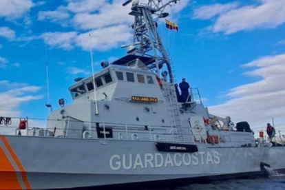 La nueva unidad amplía la capacidad operativa del Estado para patrullaje, control y vigilancia marítima.