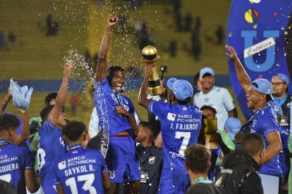 La Católica venció 3-2 a Liga de Quito en la final.
