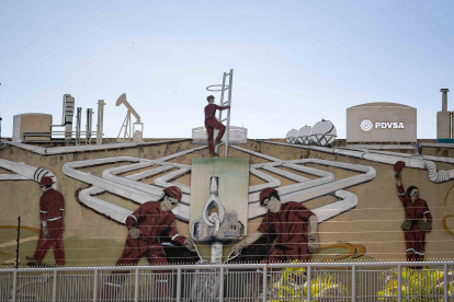 Fotografía de archivo que muestra la sede de Petróleos de Venezuela (Pdvsa) en Caracas (Venezuela).