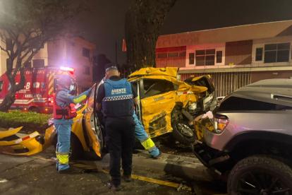 Un choque se registró en la avenida San Jorge, en el sector de la ciudadela Kennedy, norte de Guayaquil.