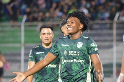 Bryan Quiñonez fue sancionado con seis meses sin actividad deportiva por una supuesta agresión a un arbitro.