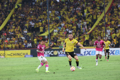 Octavio Rivero es titular habitual en Barcelona SC.